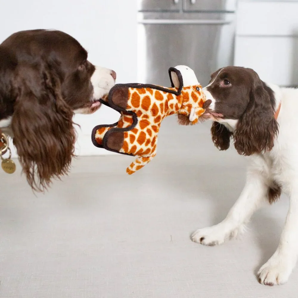 Spunky Pup NWT Gnaw Guard Triple Stitch Tough Giraffe Squeaky Plush Dog Toy